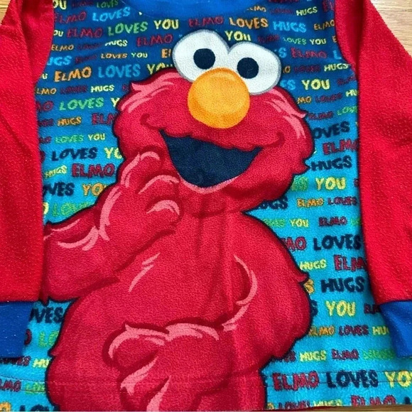2011 Sesame Street Elmo Fleece Long Sleeve Tee Size 4T - Picture 3 of 6